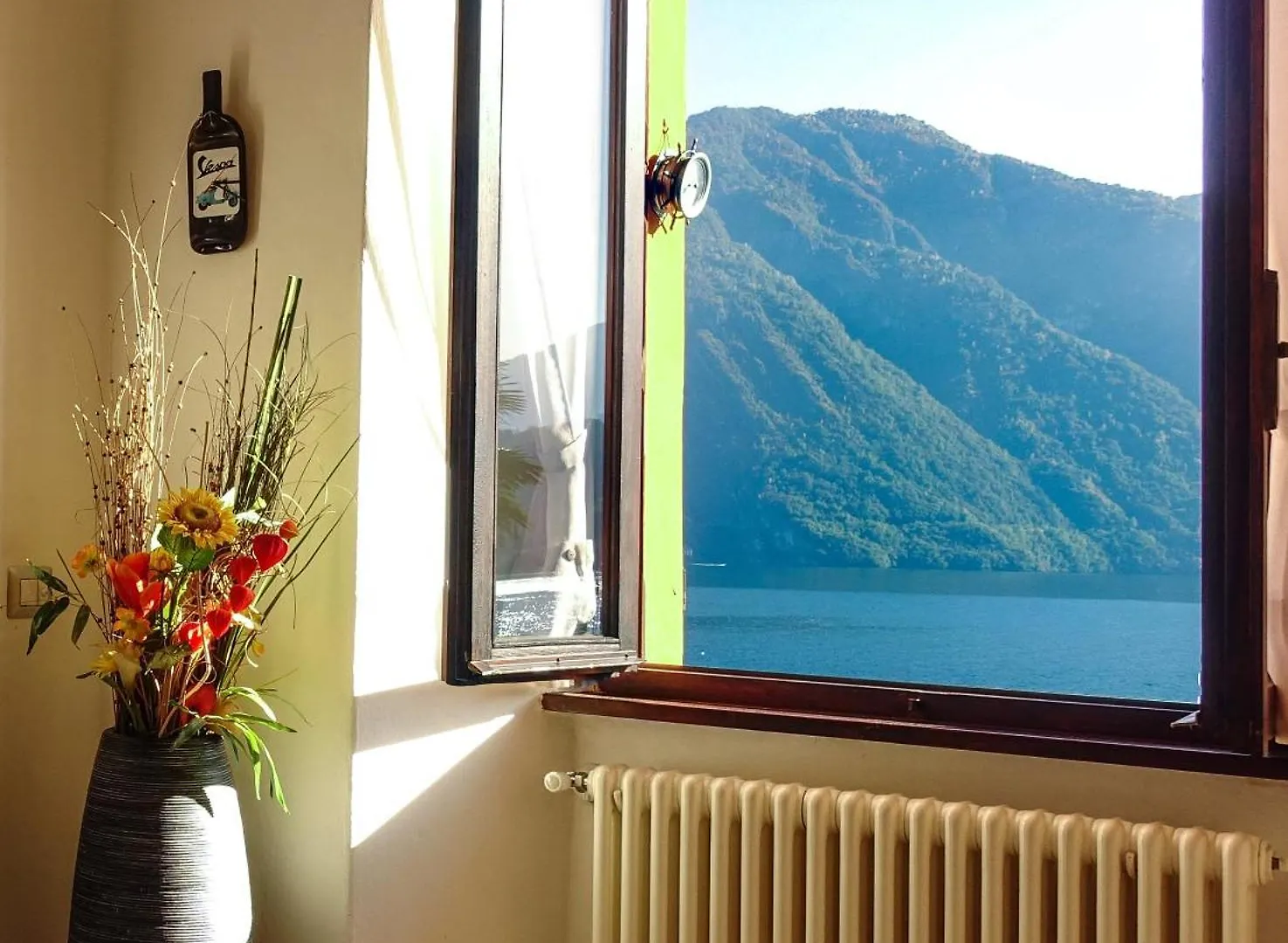 Rita'S Window: Lake Front Apartment With Lake View Mezzegra